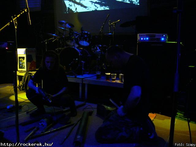  Suburban Neon,  History of heaven,  Sunset,  M-nlkl,  Faded Life,  Entrpia Architektra,  Schoolphoto,  Krhozat,  Dharma - Fot: Szapy