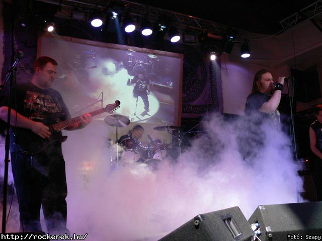  Suburban Neon,  History of heaven,  Sunset,  M-nlkl,  Faded Life,  Entrpia Architektra,  Schoolphoto,  Krhozat,  Dharma - Fot: Szapy