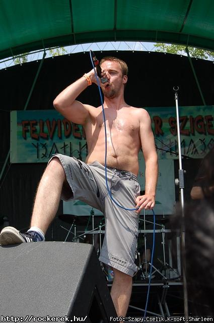  All Devils, Ayers Rock, Cool Head Clan, Dalriada, Drastic Means, Felvidki Rock Sznpad, Hard, Ismers Arcok, Jszmagyarok, Kerecsen, Kormorn, Lord, Lgkalapcs, Phoenix, Rockstone, Szktia, Titnok - Fot: Szapy,Cselik,K-soft,Sharleen