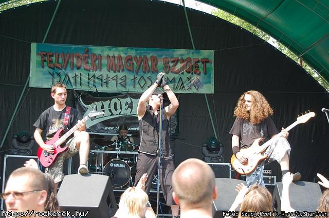  All Devils, Ayers Rock, Cool Head Clan, Dalriada, Drastic Means, Felvidki Rock Sznpad, Hard, Ismers Arcok, Jszmagyarok, Kerecsen, Kormorn, Lord, Lgkalapcs, Phoenix, Rockstone, Szktia, Titnok - Fot: Szapy,Cselik,K-soft,Sharleen