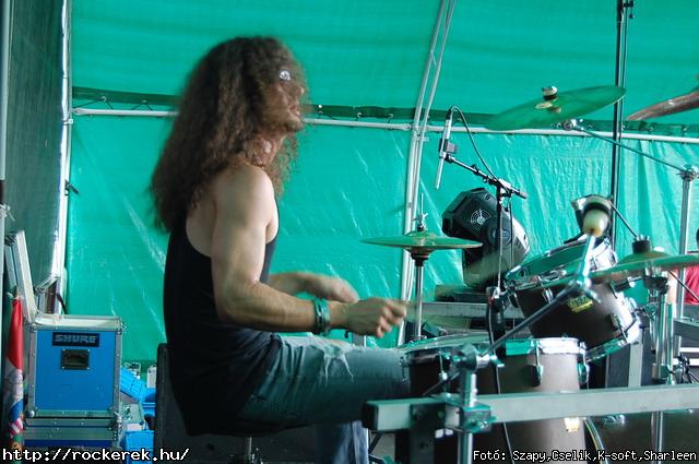  All Devils, Ayers Rock, Cool Head Clan, Dalriada, Drastic Means, Felvidki Rock Sznpad, Hard, Ismers Arcok, Jszmagyarok, Kerecsen, Kormorn, Lord, Lgkalapcs, Phoenix, Rockstone, Szktia, Titnok - Fot: Szapy,Cselik,K-soft,Sharleen