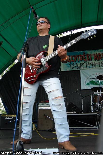  All Devils, Ayers Rock, Cool Head Clan, Dalriada, Drastic Means, Felvidki Rock Sznpad, Hard, Ismers Arcok, Jszmagyarok, Kerecsen, Kormorn, Lord, Lgkalapcs, Phoenix, Rockstone, Szktia, Titnok - Fot: Szapy,Cselik,K-soft,Sharleen