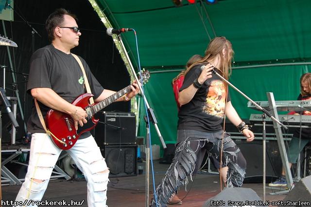  All Devils, Ayers Rock, Cool Head Clan, Dalriada, Drastic Means, Felvidki Rock Sznpad, Hard, Ismers Arcok, Jszmagyarok, Kerecsen, Kormorn, Lord, Lgkalapcs, Phoenix, Rockstone, Szktia, Titnok - Fot: Szapy,Cselik,K-soft,Sharleen