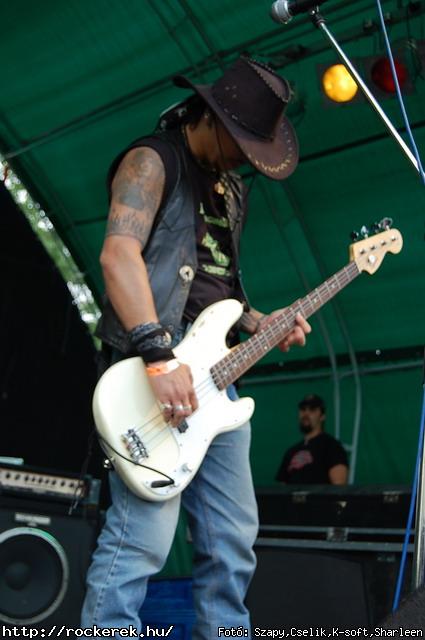  All Devils, Ayers Rock, Cool Head Clan, Dalriada, Drastic Means, Felvidki Rock Sznpad, Hard, Ismers Arcok, Jszmagyarok, Kerecsen, Kormorn, Lord, Lgkalapcs, Phoenix, Rockstone, Szktia, Titnok - Fot: Szapy,Cselik,K-soft,Sharleen