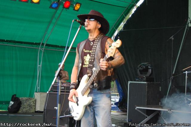  All Devils, Ayers Rock, Cool Head Clan, Dalriada, Drastic Means, Felvidki Rock Sznpad, Hard, Ismers Arcok, Jszmagyarok, Kerecsen, Kormorn, Lord, Lgkalapcs, Phoenix, Rockstone, Szktia, Titnok - Fot: Szapy,Cselik,K-soft,Sharleen