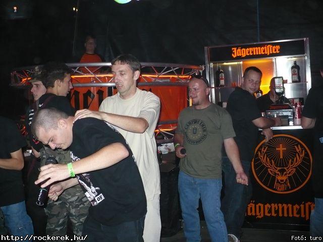  Cadaveres, Depresszi, Holtid, Insane, Macskanadrg, Pokolgp, Tankcsapda - Fot: turo