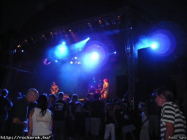  Cadaveres, Depresszi, Holtid, Insane, Macskanadrg, Pokolgp, Tankcsapda - Fot: turo
