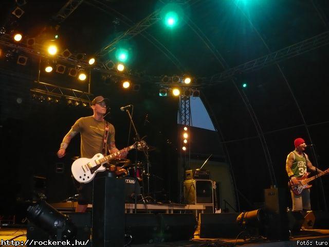  Cadaveres, Depresszi, Holtid, Insane, Macskanadrg, Pokolgp, Tankcsapda - Fot: turo