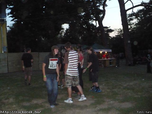  Cadaveres, Depresszi, Holtid, Insane, Macskanadrg, Pokolgp, Tankcsapda - Fot: turo