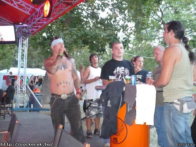  Cadaveres, Depresszi, Holtid, Insane, Macskanadrg, Pokolgp, Tankcsapda - Fot: turo