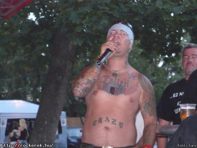  Cadaveres, Depresszi, Holtid, Insane, Macskanadrg, Pokolgp, Tankcsapda - Fot: turo
