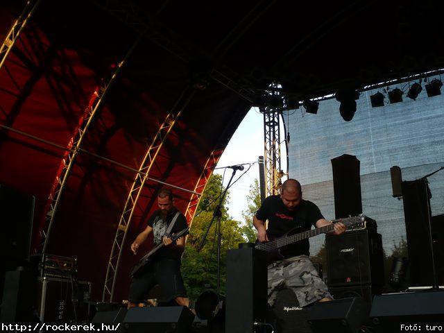  Cadaveres, Depresszi, Holtid, Insane, Macskanadrg, Pokolgp, Tankcsapda - Fot: turo