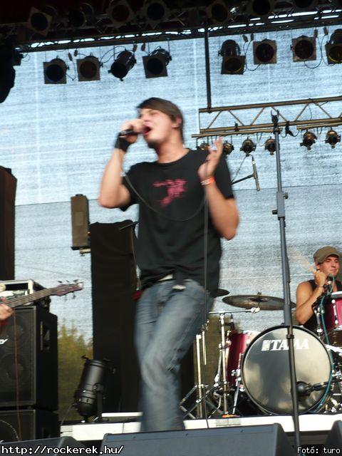  Cadaveres, Depresszi, Holtid, Insane, Macskanadrg, Pokolgp, Tankcsapda - Fot: turo