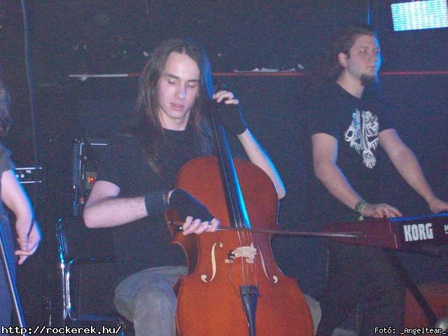  Conan`s First Date, Echer, Kisherceg, Leecher, Madame, Scarcity, Silent Shout, Torn Into Pieces, Viszonylag j - Fot: _Angeltear_