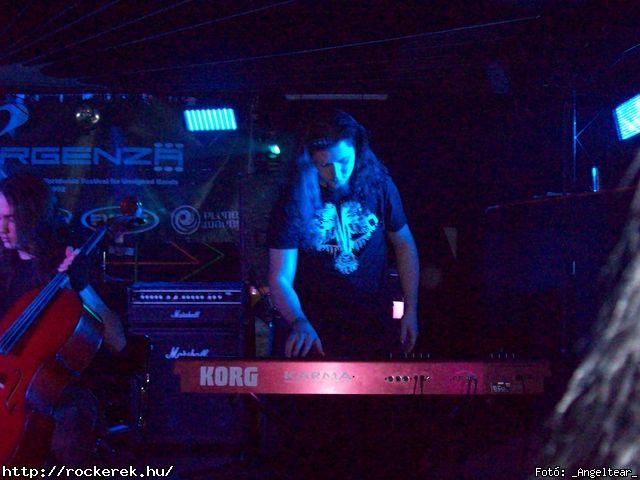  Conan`s First Date, Echer, Kisherceg, Leecher, Madame, Scarcity, Silent Shout, Torn Into Pieces, Viszonylag j - Fot: _Angeltear_