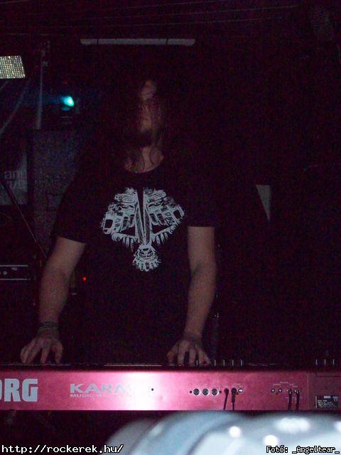  Conan`s First Date, Echer, Kisherceg, Leecher, Madame, Scarcity, Silent Shout, Torn Into Pieces, Viszonylag j - Fot: _Angeltear_