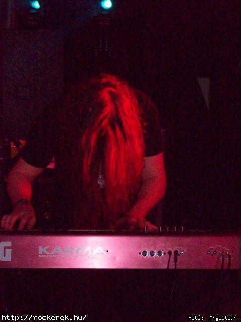  Conan`s First Date, Echer, Kisherceg, Leecher, Madame, Scarcity, Silent Shout, Torn Into Pieces, Viszonylag j - Fot: _Angeltear_