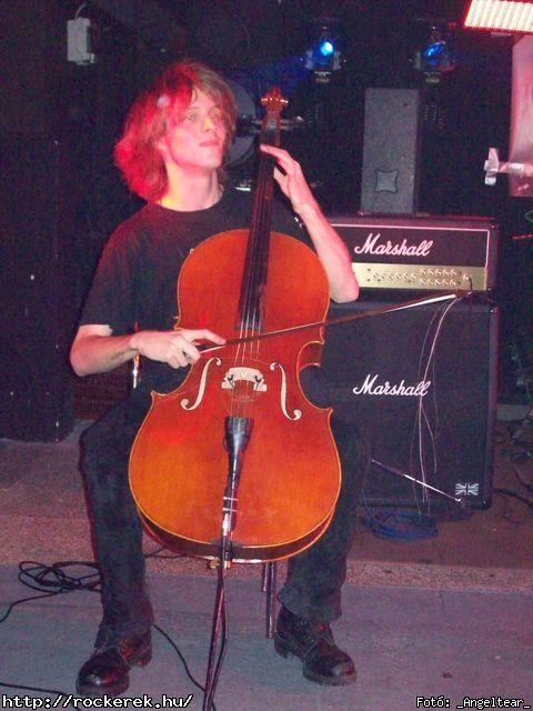  Conan`s First Date, Echer, Kisherceg, Leecher, Madame, Scarcity, Silent Shout, Torn Into Pieces, Viszonylag j - Fot: _Angeltear_