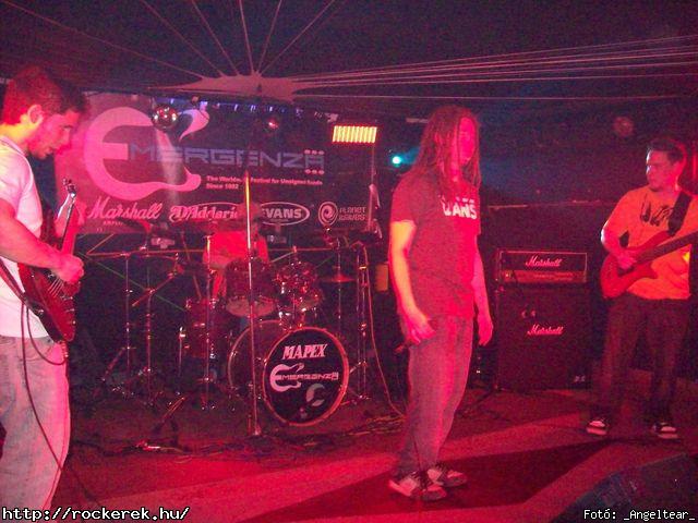  Conan`s First Date, Echer, Kisherceg, Leecher, Madame, Scarcity, Silent Shout, Torn Into Pieces, Viszonylag j - Fot: _Angeltear_