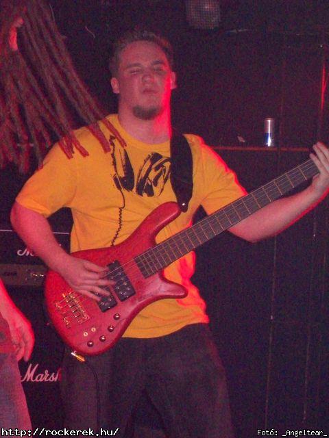  Conan`s First Date, Echer, Kisherceg, Leecher, Madame, Scarcity, Silent Shout, Torn Into Pieces, Viszonylag j - Fot: _Angeltear_