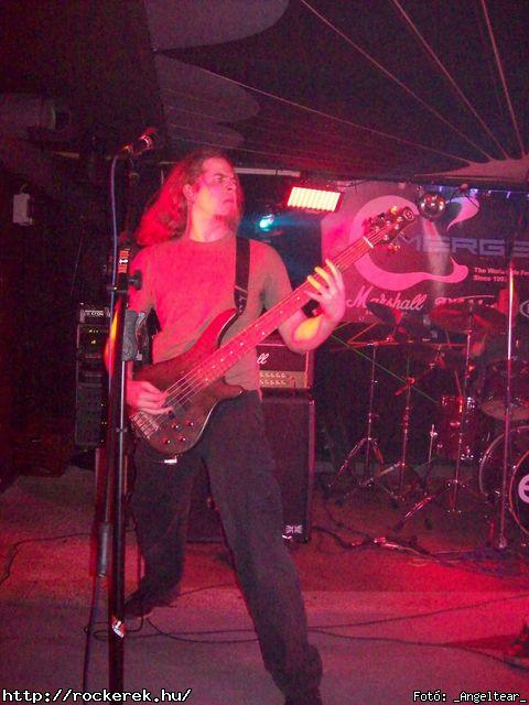  Conan`s First Date, Echer, Kisherceg, Leecher, Madame, Scarcity, Silent Shout, Torn Into Pieces, Viszonylag j - Fot: _Angeltear_