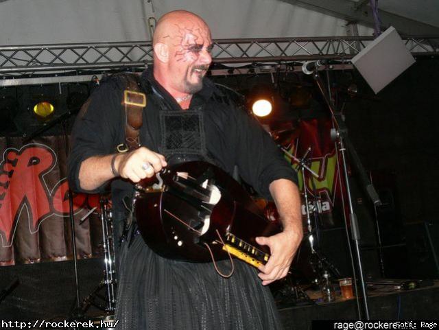  Triton,  Falka s Katona Fnk Lszl,  Virrasztk, Alhana, Tzmadr, Prosectura, Amon Amarth, MobyDick, Gyngyvr, Blind Myself, Korpiklaani, Zorall, Sear Bliss, Blues Company, My Dying Bride, 	Isten Hta Mgtt - Fot: Rage