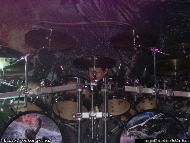  Triton,  Falka s Katona Fnk Lszl,  Virrasztk, Alhana, Tzmadr, Prosectura, Amon Amarth, MobyDick, Gyngyvr, Blind Myself, Korpiklaani, Zorall, Sear Bliss, Blues Company, My Dying Bride, 	Isten Hta Mgtt - Fot: Rage