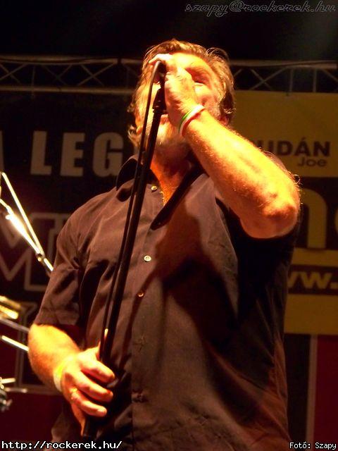  Piramis, Mobilmnia, Alvin s a Mkusok, Karthago, Komr Lszl, Wroom - Fot: Szapy