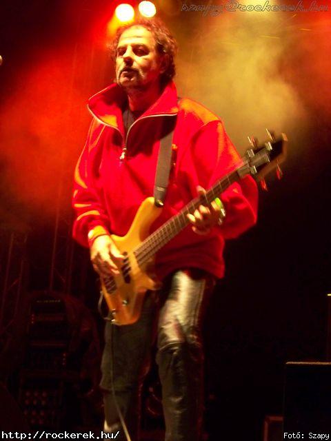  Piramis, Mobilmnia, Alvin s a Mkusok, Karthago, Komr Lszl, Wroom - Fot: Szapy