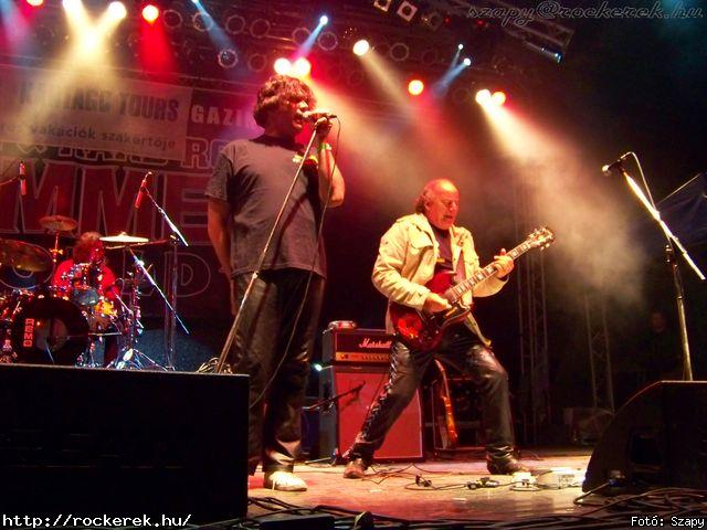  Piramis, Mobilmnia, Alvin s a Mkusok, Karthago, Komr Lszl, Wroom - Fot: Szapy