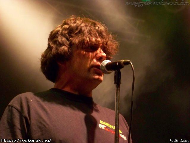  Piramis, Mobilmnia, Alvin s a Mkusok, Karthago, Komr Lszl, Wroom - Fot: Szapy