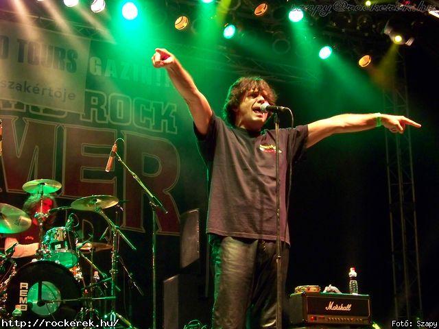  Piramis, Mobilmnia, Alvin s a Mkusok, Karthago, Komr Lszl, Wroom - Fot: Szapy