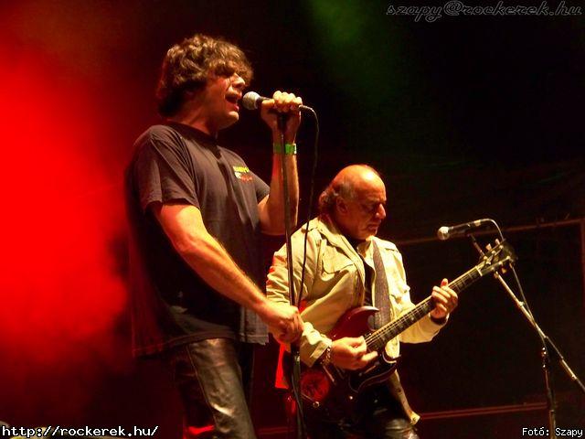  Piramis, Mobilmnia, Alvin s a Mkusok, Karthago, Komr Lszl, Wroom - Fot: Szapy