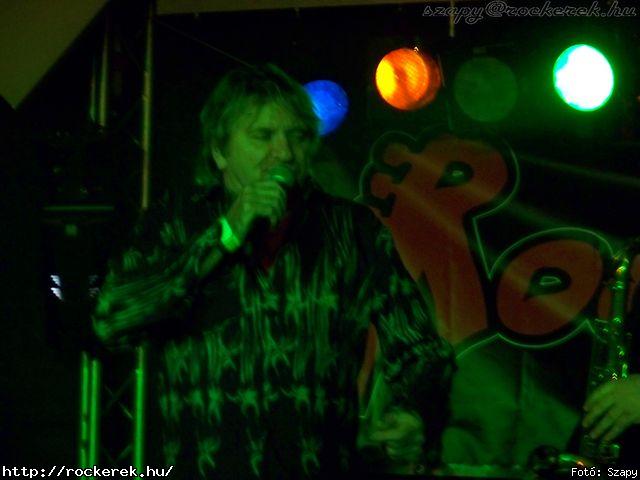  Piramis, Mobilmnia, Alvin s a Mkusok, Karthago, Komr Lszl, Wroom - Fot: Szapy