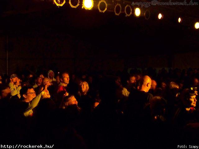  Piramis, Mobilmnia, Alvin s a Mkusok, Karthago, Komr Lszl, Wroom - Fot: Szapy