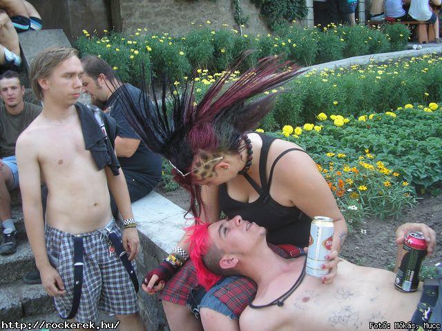  Ab/cd, Alvin s A Mkusok, Beatrice, Belga, Belmondo, Chuck Norris Action Squad, Collins And Behnam, Colorstar, Dalriada, Death Angel, Depresszi, Dek Bill Blues Band, Esclin Syndo, Finntroll, Firkin, Fish!, Hollywood Rose, Infra Gandhi, Kataklysm, Keep Of Kalessin, Kispl s A Borz, Korai Banditos Party, Korai rm, Kowalsky Meg A Vega, Machine Head, Magna Cum Laude, Mobilmania, Mystery Gang, N.o.h.a, Neo, Ossian, Paddy& The Rats, Parov Stelar & Band, Pokolgp, Quimby, Remorse, Road, Rme Vrzik, Sepultura, Ska Funderz, Subscribe, Tankcsapda, Testament, The Bedlam, The Idoru, Titusz, Watch My Dying, Yellow Spots, Zorall - Fot: Mks, Mucc
