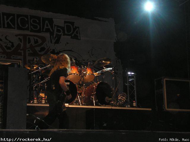  Ab/cd, Alvin s A Mkusok, Beatrice, Belga, Belmondo, Chuck Norris Action Squad, Collins And Behnam, Colorstar, Dalriada, Death Angel, Depresszi, Dek Bill Blues Band, Esclin Syndo, Finntroll, Firkin, Fish!, Hollywood Rose, Infra Gandhi, Kataklysm, Keep Of Kalessin, Kispl s A Borz, Korai Banditos Party, Korai rm, Kowalsky Meg A Vega, Machine Head, Magna Cum Laude, Mobilmania, Mystery Gang, N.o.h.a, Neo, Ossian, Paddy& The Rats, Parov Stelar & Band, Pokolgp, Quimby, Remorse, Road, Rme Vrzik, Sepultura, Ska Funderz, Subscribe, Tankcsapda, Testament, The Bedlam, The Idoru, Titusz, Watch My Dying, Yellow Spots, Zorall - Fot: Mks, Mucc