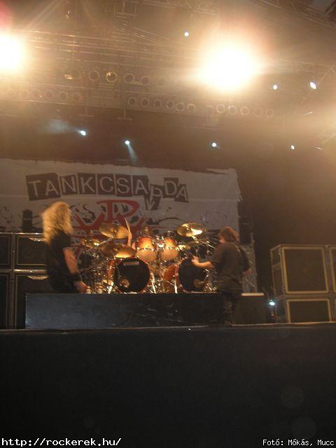  Ab/cd, Alvin s A Mkusok, Beatrice, Belga, Belmondo, Chuck Norris Action Squad, Collins And Behnam, Colorstar, Dalriada, Death Angel, Depresszi, Dek Bill Blues Band, Esclin Syndo, Finntroll, Firkin, Fish!, Hollywood Rose, Infra Gandhi, Kataklysm, Keep Of Kalessin, Kispl s A Borz, Korai Banditos Party, Korai rm, Kowalsky Meg A Vega, Machine Head, Magna Cum Laude, Mobilmania, Mystery Gang, N.o.h.a, Neo, Ossian, Paddy& The Rats, Parov Stelar & Band, Pokolgp, Quimby, Remorse, Road, Rme Vrzik, Sepultura, Ska Funderz, Subscribe, Tankcsapda, Testament, The Bedlam, The Idoru, Titusz, Watch My Dying, Yellow Spots, Zorall - Fot: Mks, Mucc