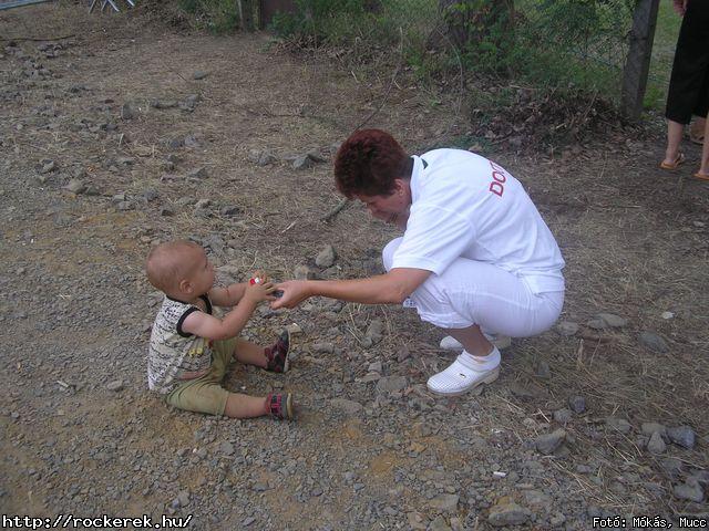  Ab/cd, Alvin s A Mkusok, Beatrice, Belga, Belmondo, Chuck Norris Action Squad, Collins And Behnam, Colorstar, Dalriada, Death Angel, Depresszi, Dek Bill Blues Band, Esclin Syndo, Finntroll, Firkin, Fish!, Hollywood Rose, Infra Gandhi, Kataklysm, Keep Of Kalessin, Kispl s A Borz, Korai Banditos Party, Korai rm, Kowalsky Meg A Vega, Machine Head, Magna Cum Laude, Mobilmania, Mystery Gang, N.o.h.a, Neo, Ossian, Paddy& The Rats, Parov Stelar & Band, Pokolgp, Quimby, Remorse, Road, Rme Vrzik, Sepultura, Ska Funderz, Subscribe, Tankcsapda, Testament, The Bedlam, The Idoru, Titusz, Watch My Dying, Yellow Spots, Zorall - Fot: Mks, Mucc