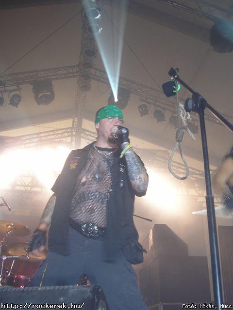  Ab/cd, Alvin s A Mkusok, Beatrice, Belga, Belmondo, Chuck Norris Action Squad, Collins And Behnam, Colorstar, Dalriada, Death Angel, Depresszi, Dek Bill Blues Band, Esclin Syndo, Finntroll, Firkin, Fish!, Hollywood Rose, Infra Gandhi, Kataklysm, Keep Of Kalessin, Kispl s A Borz, Korai Banditos Party, Korai rm, Kowalsky Meg A Vega, Machine Head, Magna Cum Laude, Mobilmania, Mystery Gang, N.o.h.a, Neo, Ossian, Paddy& The Rats, Parov Stelar & Band, Pokolgp, Quimby, Remorse, Road, Rme Vrzik, Sepultura, Ska Funderz, Subscribe, Tankcsapda, Testament, The Bedlam, The Idoru, Titusz, Watch My Dying, Yellow Spots, Zorall - Fot: Mks, Mucc