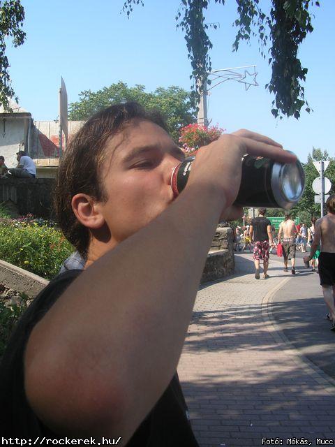  Ab/cd, Alvin s A Mkusok, Beatrice, Belga, Belmondo, Chuck Norris Action Squad, Collins And Behnam, Colorstar, Dalriada, Death Angel, Depresszi, Dek Bill Blues Band, Esclin Syndo, Finntroll, Firkin, Fish!, Hollywood Rose, Infra Gandhi, Kataklysm, Keep Of Kalessin, Kispl s A Borz, Korai Banditos Party, Korai rm, Kowalsky Meg A Vega, Machine Head, Magna Cum Laude, Mobilmania, Mystery Gang, N.o.h.a, Neo, Ossian, Paddy& The Rats, Parov Stelar & Band, Pokolgp, Quimby, Remorse, Road, Rme Vrzik, Sepultura, Ska Funderz, Subscribe, Tankcsapda, Testament, The Bedlam, The Idoru, Titusz, Watch My Dying, Yellow Spots, Zorall - Fot: Mks, Mucc