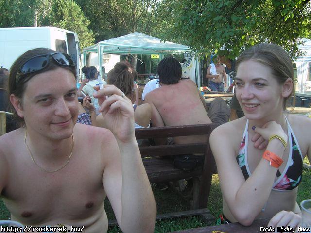  Ab/cd, Alvin s A Mkusok, Beatrice, Belga, Belmondo, Chuck Norris Action Squad, Collins And Behnam, Colorstar, Dalriada, Death Angel, Depresszi, Dek Bill Blues Band, Esclin Syndo, Finntroll, Firkin, Fish!, Hollywood Rose, Infra Gandhi, Kataklysm, Keep Of Kalessin, Kispl s A Borz, Korai Banditos Party, Korai rm, Kowalsky Meg A Vega, Machine Head, Magna Cum Laude, Mobilmania, Mystery Gang, N.o.h.a, Neo, Ossian, Paddy& The Rats, Parov Stelar & Band, Pokolgp, Quimby, Remorse, Road, Rme Vrzik, Sepultura, Ska Funderz, Subscribe, Tankcsapda, Testament, The Bedlam, The Idoru, Titusz, Watch My Dying, Yellow Spots, Zorall - Fot: Mks, Mucc