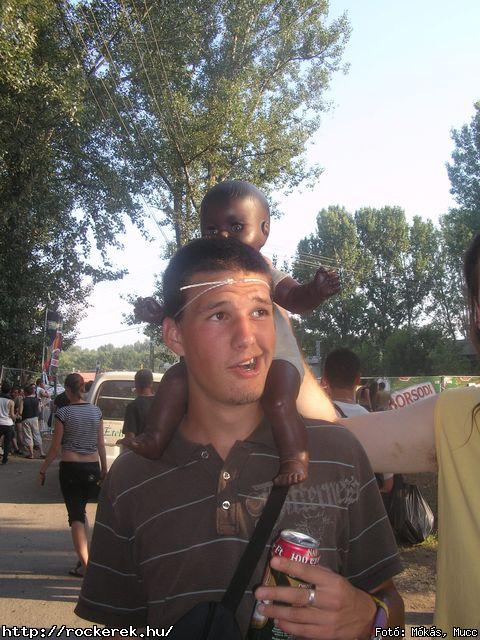  Ab/cd, Alvin s A Mkusok, Beatrice, Belga, Belmondo, Chuck Norris Action Squad, Collins And Behnam, Colorstar, Dalriada, Death Angel, Depresszi, Dek Bill Blues Band, Esclin Syndo, Finntroll, Firkin, Fish!, Hollywood Rose, Infra Gandhi, Kataklysm, Keep Of Kalessin, Kispl s A Borz, Korai Banditos Party, Korai rm, Kowalsky Meg A Vega, Machine Head, Magna Cum Laude, Mobilmania, Mystery Gang, N.o.h.a, Neo, Ossian, Paddy& The Rats, Parov Stelar & Band, Pokolgp, Quimby, Remorse, Road, Rme Vrzik, Sepultura, Ska Funderz, Subscribe, Tankcsapda, Testament, The Bedlam, The Idoru, Titusz, Watch My Dying, Yellow Spots, Zorall - Fot: Mks, Mucc