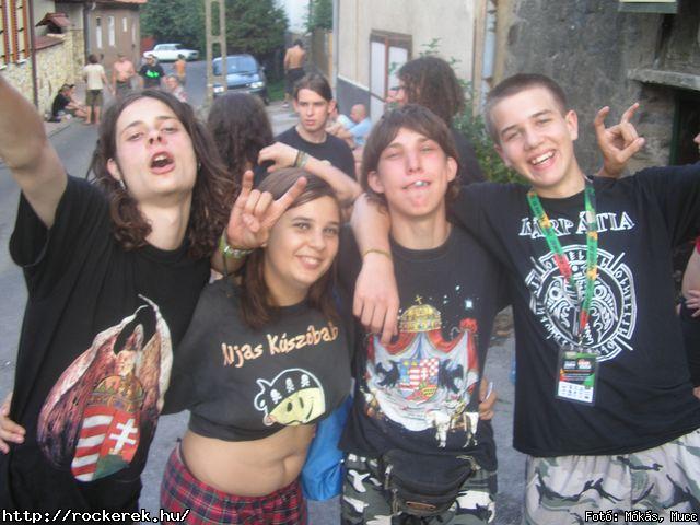  Ab/cd, Alvin s A Mkusok, Beatrice, Belga, Belmondo, Chuck Norris Action Squad, Collins And Behnam, Colorstar, Dalriada, Death Angel, Depresszi, Dek Bill Blues Band, Esclin Syndo, Finntroll, Firkin, Fish!, Hollywood Rose, Infra Gandhi, Kataklysm, Keep Of Kalessin, Kispl s A Borz, Korai Banditos Party, Korai rm, Kowalsky Meg A Vega, Machine Head, Magna Cum Laude, Mobilmania, Mystery Gang, N.o.h.a, Neo, Ossian, Paddy& The Rats, Parov Stelar & Band, Pokolgp, Quimby, Remorse, Road, Rme Vrzik, Sepultura, Ska Funderz, Subscribe, Tankcsapda, Testament, The Bedlam, The Idoru, Titusz, Watch My Dying, Yellow Spots, Zorall - Fot: Mks, Mucc