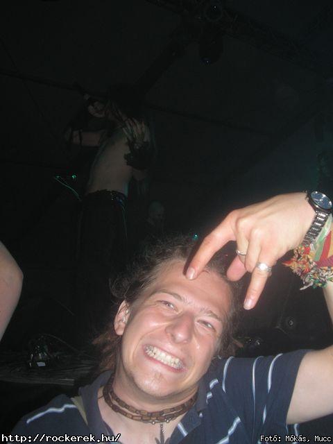  Ab/cd, Alvin s A Mkusok, Beatrice, Belga, Belmondo, Chuck Norris Action Squad, Collins And Behnam, Colorstar, Dalriada, Death Angel, Depresszi, Dek Bill Blues Band, Esclin Syndo, Finntroll, Firkin, Fish!, Hollywood Rose, Infra Gandhi, Kataklysm, Keep Of Kalessin, Kispl s A Borz, Korai Banditos Party, Korai rm, Kowalsky Meg A Vega, Machine Head, Magna Cum Laude, Mobilmania, Mystery Gang, N.o.h.a, Neo, Ossian, Paddy& The Rats, Parov Stelar & Band, Pokolgp, Quimby, Remorse, Road, Rme Vrzik, Sepultura, Ska Funderz, Subscribe, Tankcsapda, Testament, The Bedlam, The Idoru, Titusz, Watch My Dying, Yellow Spots, Zorall - Fot: Mks, Mucc