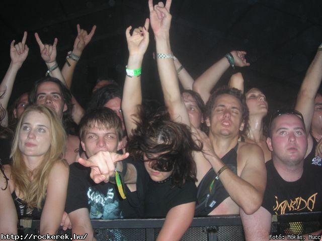  Ab/cd, Alvin s A Mkusok, Beatrice, Belga, Belmondo, Chuck Norris Action Squad, Collins And Behnam, Colorstar, Dalriada, Death Angel, Depresszi, Dek Bill Blues Band, Esclin Syndo, Finntroll, Firkin, Fish!, Hollywood Rose, Infra Gandhi, Kataklysm, Keep Of Kalessin, Kispl s A Borz, Korai Banditos Party, Korai rm, Kowalsky Meg A Vega, Machine Head, Magna Cum Laude, Mobilmania, Mystery Gang, N.o.h.a, Neo, Ossian, Paddy& The Rats, Parov Stelar & Band, Pokolgp, Quimby, Remorse, Road, Rme Vrzik, Sepultura, Ska Funderz, Subscribe, Tankcsapda, Testament, The Bedlam, The Idoru, Titusz, Watch My Dying, Yellow Spots, Zorall - Fot: Mks, Mucc
