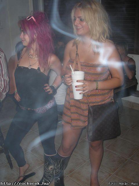  Ab/cd, Alvin s A Mkusok, Beatrice, Belga, Belmondo, Chuck Norris Action Squad, Collins And Behnam, Colorstar, Dalriada, Death Angel, Depresszi, Dek Bill Blues Band, Esclin Syndo, Finntroll, Firkin, Fish!, Hollywood Rose, Infra Gandhi, Kataklysm, Keep Of Kalessin, Kispl s A Borz, Korai Banditos Party, Korai rm, Kowalsky Meg A Vega, Machine Head, Magna Cum Laude, Mobilmania, Mystery Gang, N.o.h.a, Neo, Ossian, Paddy& The Rats, Parov Stelar & Band, Pokolgp, Quimby, Remorse, Road, Rme Vrzik, Sepultura, Ska Funderz, Subscribe, Tankcsapda, Testament, The Bedlam, The Idoru, Titusz, Watch My Dying, Yellow Spots, Zorall - Fot: Mks, Mucc