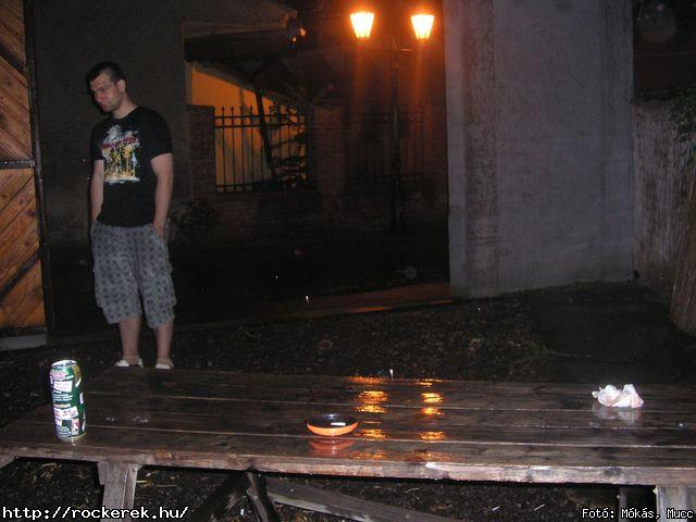  Ab/cd, Alvin s A Mkusok, Beatrice, Belga, Belmondo, Chuck Norris Action Squad, Collins And Behnam, Colorstar, Dalriada, Death Angel, Depresszi, Dek Bill Blues Band, Esclin Syndo, Finntroll, Firkin, Fish!, Hollywood Rose, Infra Gandhi, Kataklysm, Keep Of Kalessin, Kispl s A Borz, Korai Banditos Party, Korai rm, Kowalsky Meg A Vega, Machine Head, Magna Cum Laude, Mobilmania, Mystery Gang, N.o.h.a, Neo, Ossian, Paddy& The Rats, Parov Stelar & Band, Pokolgp, Quimby, Remorse, Road, Rme Vrzik, Sepultura, Ska Funderz, Subscribe, Tankcsapda, Testament, The Bedlam, The Idoru, Titusz, Watch My Dying, Yellow Spots, Zorall - Fot: Mks, Mucc