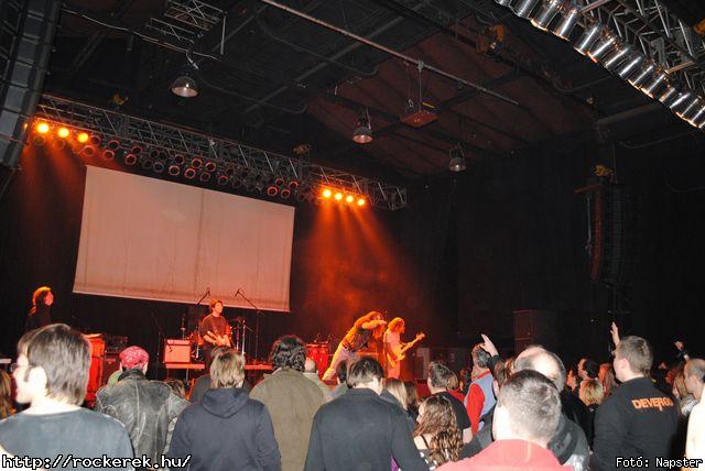  Brockolee, Dirty Dogs - Fot: Napster