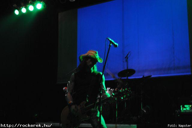  Brockolee, Dirty Dogs - Fot: Napster